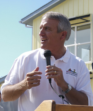Governor Ritter Dedicates Solar Housing Development